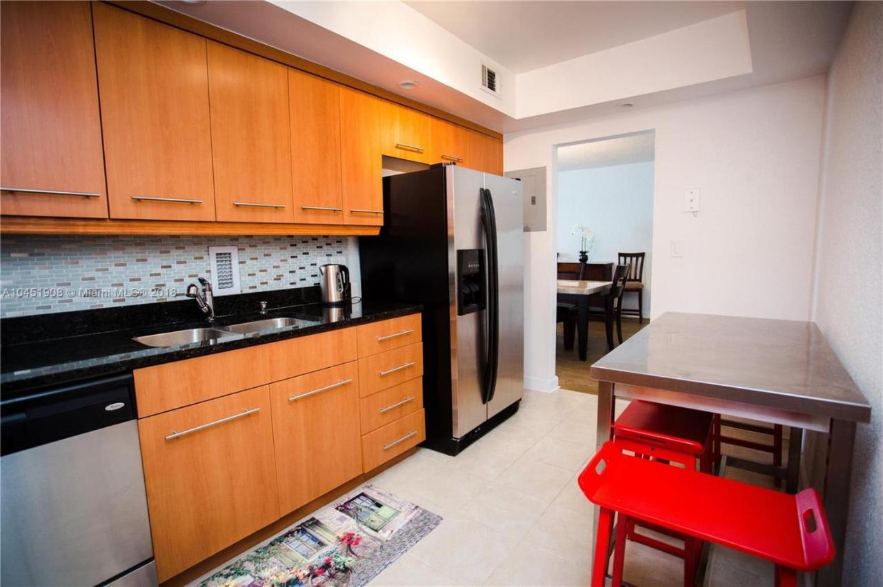 Ocean View And On Ocean 2 Bedroom Floor